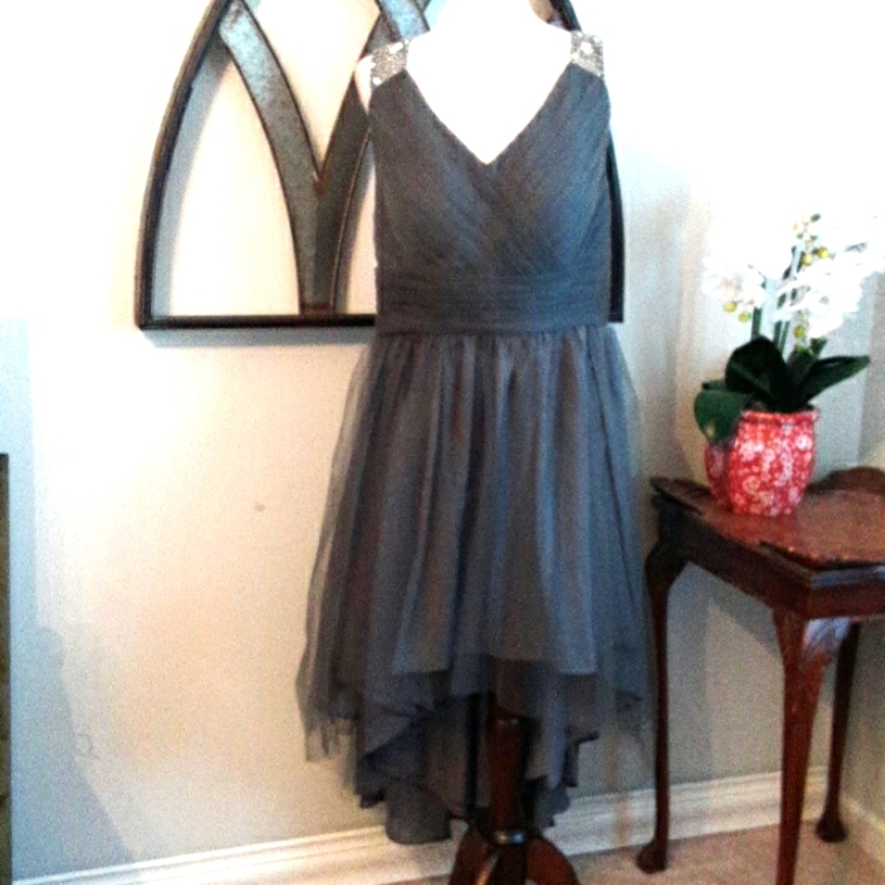 JJ' S HOUSE Soft Grey Tulle Overlay with a High Low Hemline & Beaded Sle…